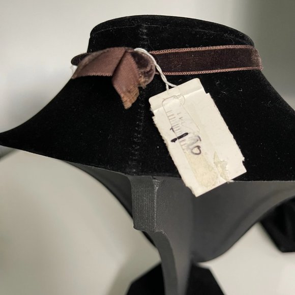 GOLD AND CRYSTALS CHOCKER NWT - Picture 4 of 4